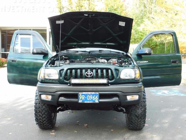 2001 Toyota Tacoma 4X4 / 5 Speed Manual / NEW LIFT / NEW TRIES   - Photo 30 - Portland, OR 97217