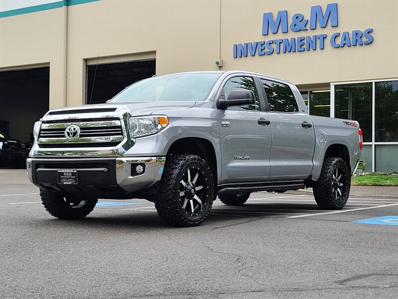 2017 Toyota Tundra Crew Max 5.7L V8 / 4X4 / TRD OFF ROAD / LIFTED  / FUEL WHEELS / TOYO TIRES / Factory Warranty / ONLY 37K Miles - Photo 69 - Portland, OR 97217