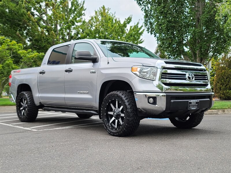 2017 Toyota Tundra Crew Max 5.7L V8 / 4X4 / TRD OFF ROAD / LIFTED  / FUEL WHEELS / TOYO TIRES / Factory Warranty / ONLY 37K Miles - Photo 64 - Portland, OR 97217