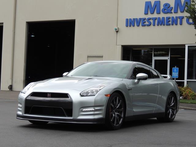 2015 Nissan GT-R Premium / Coupe Twin Turbo / 1-OWNER / 10K MILES   - Photo 59 - Portland, OR 97217