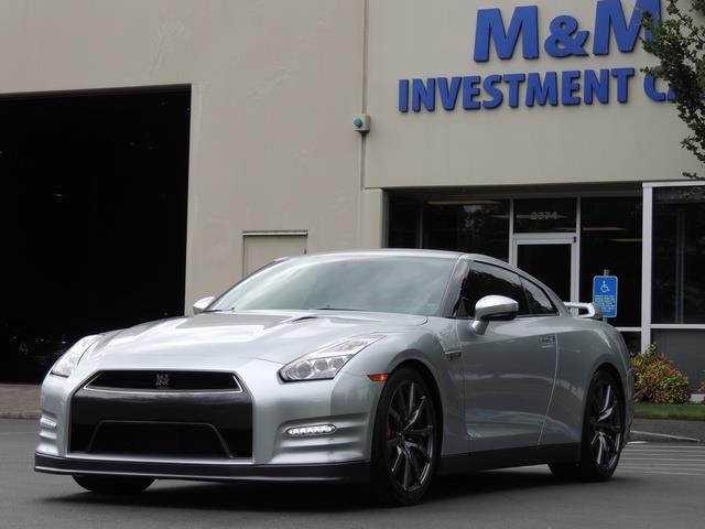 2015 Nissan GT-R Premium / Coupe Twin Turbo / 1-OWNER / 10K MILES   - Photo 47 - Portland, OR 97217