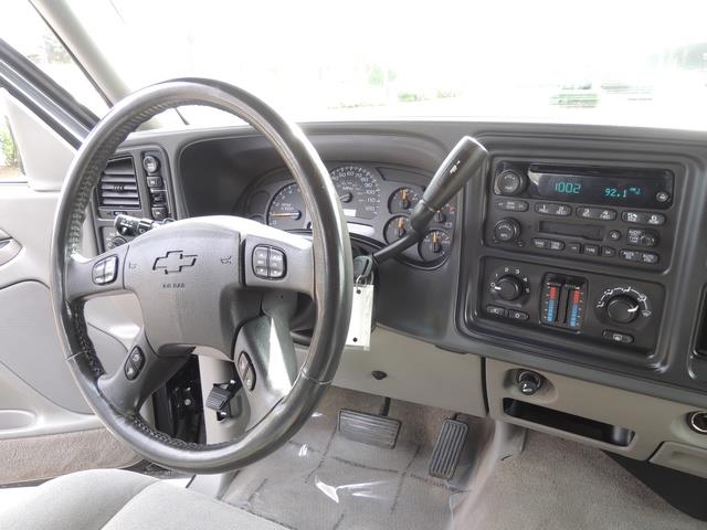 2005 Chevrolet Tahoe LS / 4WD / Third Seat / Rear DVD / 8 Passenger   - Photo 20 - Portland, OR 97217