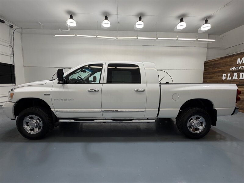 2007 Dodge Ram 1500 Laramie Mega Cab 4X4 5.7L V8 HEMI /1-OWNER /ZERO RUST / NEW TIRES - Photo 3 - Gladstone, OR 97027