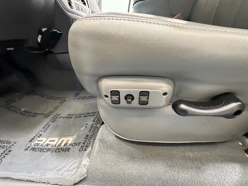 2007 Dodge Ram 1500 Laramie Mega Cab 4X4 5.7L V8 HEMI /1-OWNER /ZERO RUST / NEW TIRES - Photo 37 - Gladstone, OR 97027