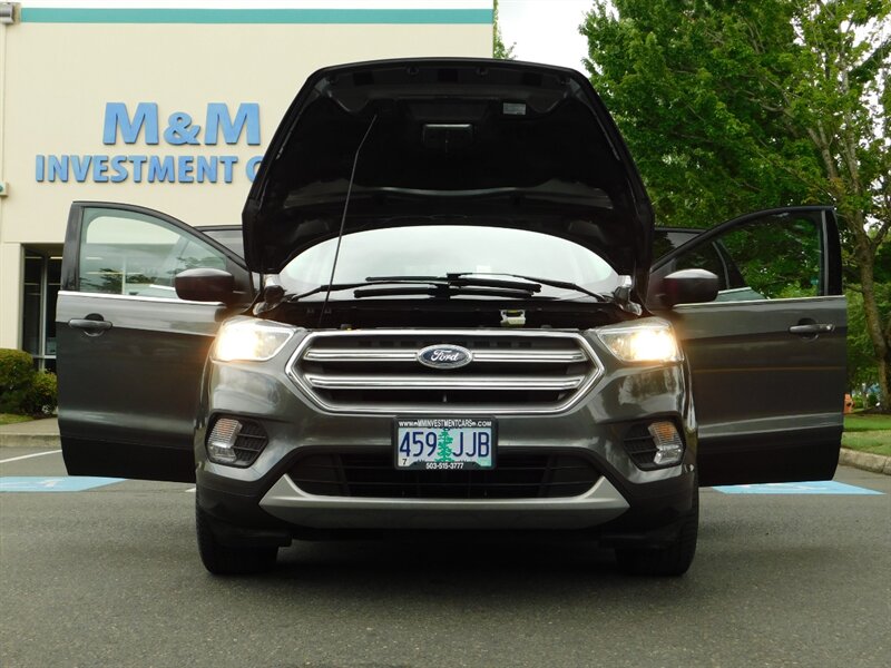 2017 Ford Escape SE / AWD / 1-OWNER / Backup Camera / Excel Cond   - Photo 32 - Portland, OR 97217