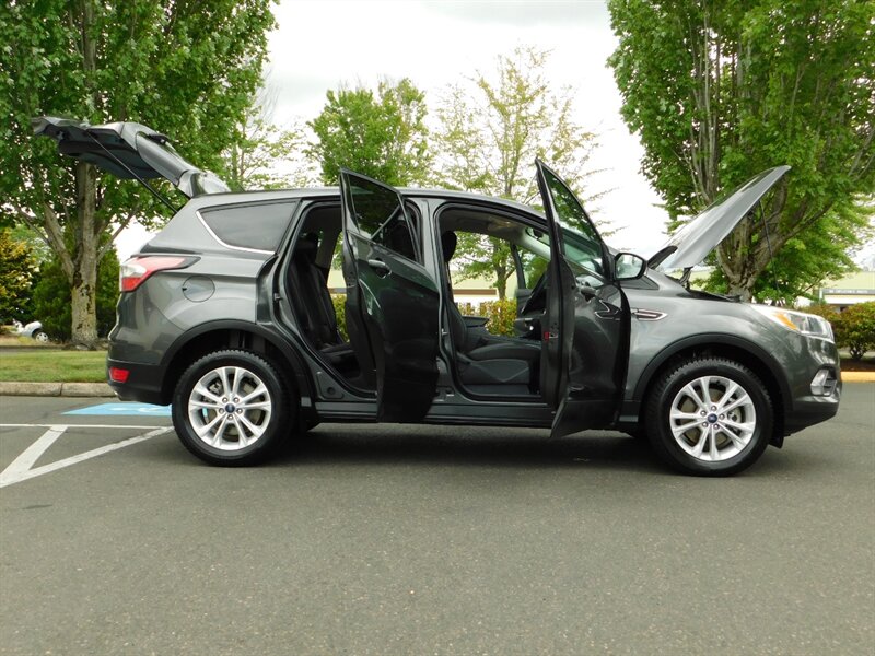 2017 Ford Escape SE / AWD / 1-OWNER / Backup Camera / Excel Cond   - Photo 30 - Portland, OR 97217