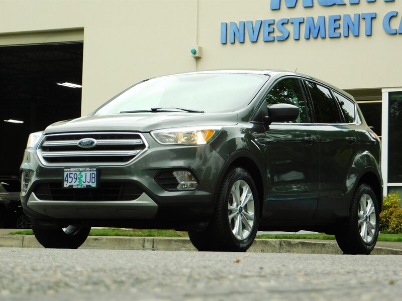 2017 Ford Escape SE / AWD / 1-OWNER / Backup Camera / Excel Cond   - Photo 1 - Portland, OR 97217