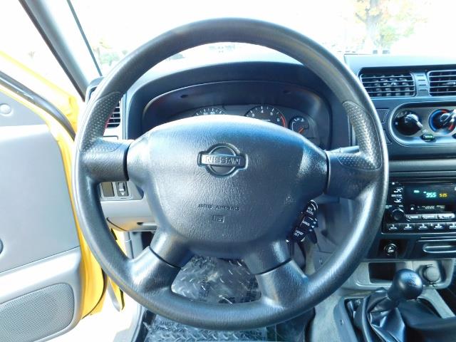 2001 Nissan Frontier XE 4-dr / OFF ROAD 4X4 / Crew Cab / V6 / MANUAL !!   - Photo 25 - Portland, OR 97217