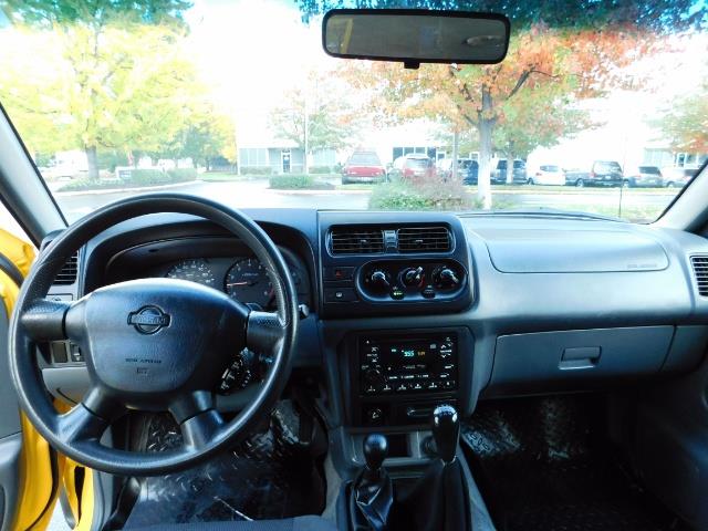 2001 Nissan Frontier XE 4-dr / OFF ROAD 4X4 / Crew Cab / V6 / MANUAL !!   - Photo 18 - Portland, OR 97217