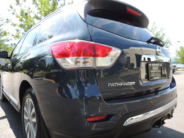 2013 Nissan Pathfinder SL / AWD / Leather / Back Up camera / 17K MILES   - Photo 11 - Portland, OR 97217