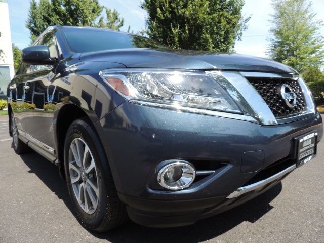 2013 Nissan Pathfinder SL / AWD / Leather / Back Up camera / 17K MILES   - Photo 10 - Portland, OR 97217