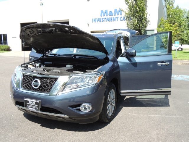 2013 Nissan Pathfinder SL / AWD / Leather / Back Up camera / 17K MILES   - Photo 25 - Portland, OR 97217