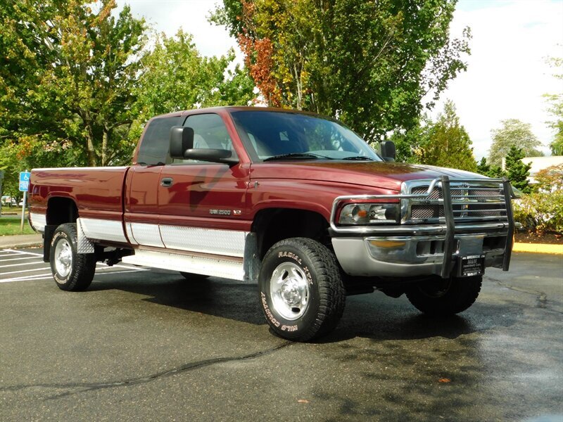 2000 Dodge Ram 2500 Quad Cab SLT 4X4 V10 / LONG BED / 1-OWNER 92K MILE   - Photo 2 - Portland, OR 97217