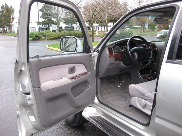 2001 Toyota 4Runner 4X4 V6 SPORT Edition/Diff. Locks/Timing Belt Done   - Photo 18 - Portland, OR 97217