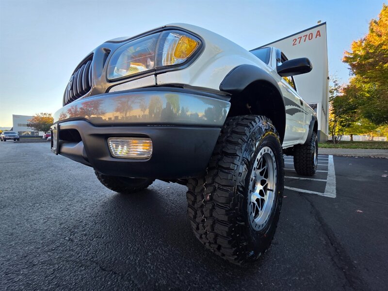 2001 Toyota Tacoma SINGLE CAB 4-CYL 2.7L / 4X4 / 5-SPEED / 1-OWNER / MANUAL TRANSMISSION / 165K MILES / NEW LIFT + WHEELS + TIRES / IMMACULATE - Photo 9 - Portland, OR 97217