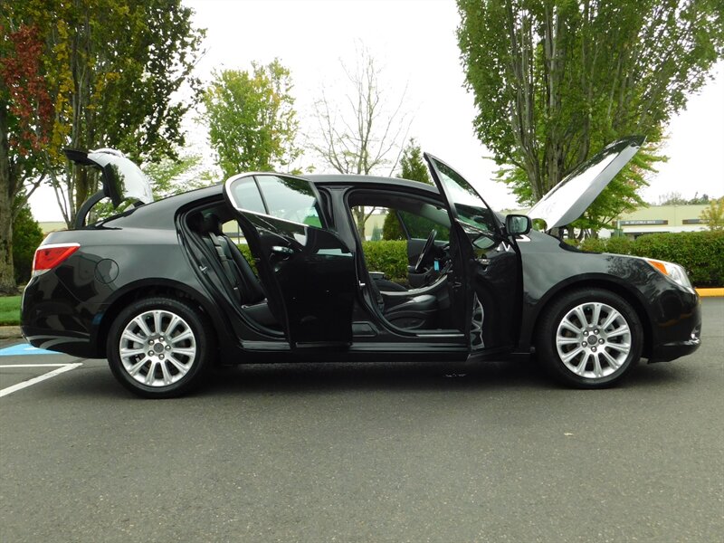 2013 Buick Lacrosse Luxury Sedan / Leather Heated / Camera / LOW MILES   - Photo 30 - Portland, OR 97217