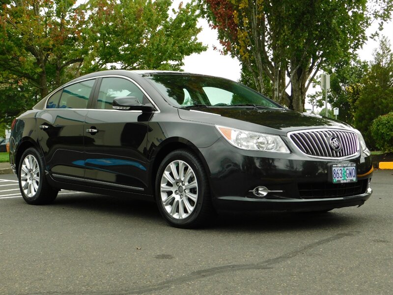 2013 Buick Lacrosse Luxury Sedan / Leather Heated / Camera / LOW MILES   - Photo 2 - Portland, OR 97217