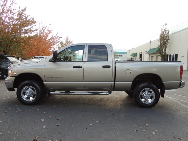 2004 Dodge Ram 2500 SLT/ Crew Cab / 4X4 / 5.9L DIESEL / 6-SPEED MANUAL   - Photo 3 - Portland, OR 97217