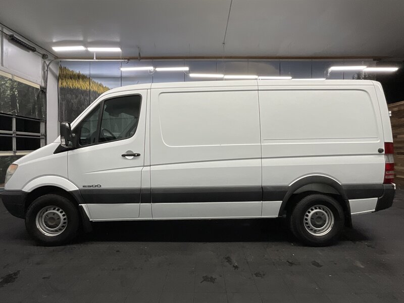 2008 Dodge Sprinter Cargo 2500 / Cargo Van / 3.0L DIESEL / 46,000 MILES  144 " WB / 1-OWNER LOCAL VAN /LEATHER SEATS / SUPER CLEAN / SPRINTER 2500 CARGO VAN - Photo 3 - Gladstone, OR 97027