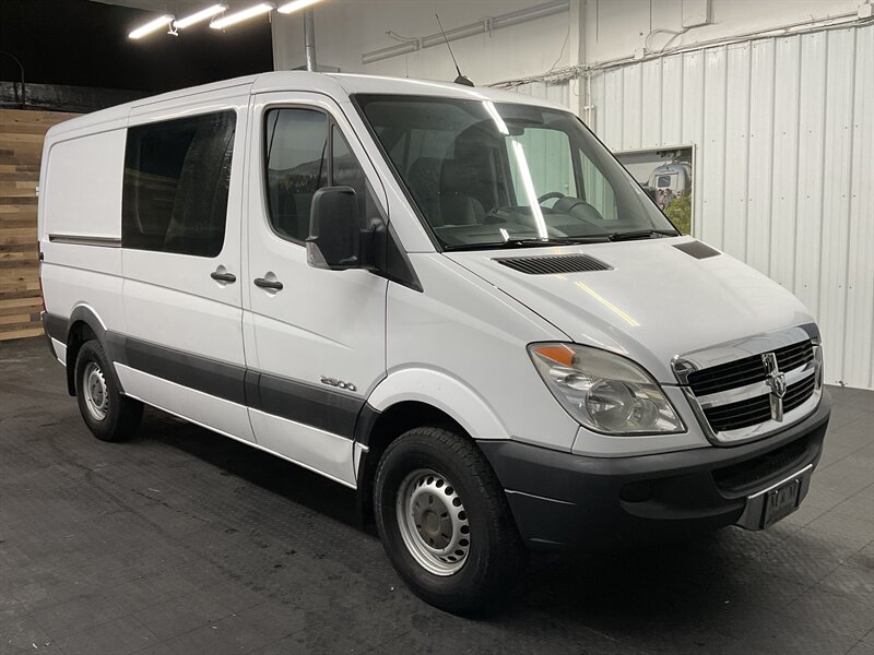 2008 Dodge Sprinter Cargo 2500 / Cargo Van / 3.0L DIESEL / 46,000 MILES  144 " WB / 1-OWNER LOCAL VAN /LEATHER SEATS / SUPER CLEAN / SPRINTER 2500 CARGO VAN - Photo 2 - Gladstone, OR 97027