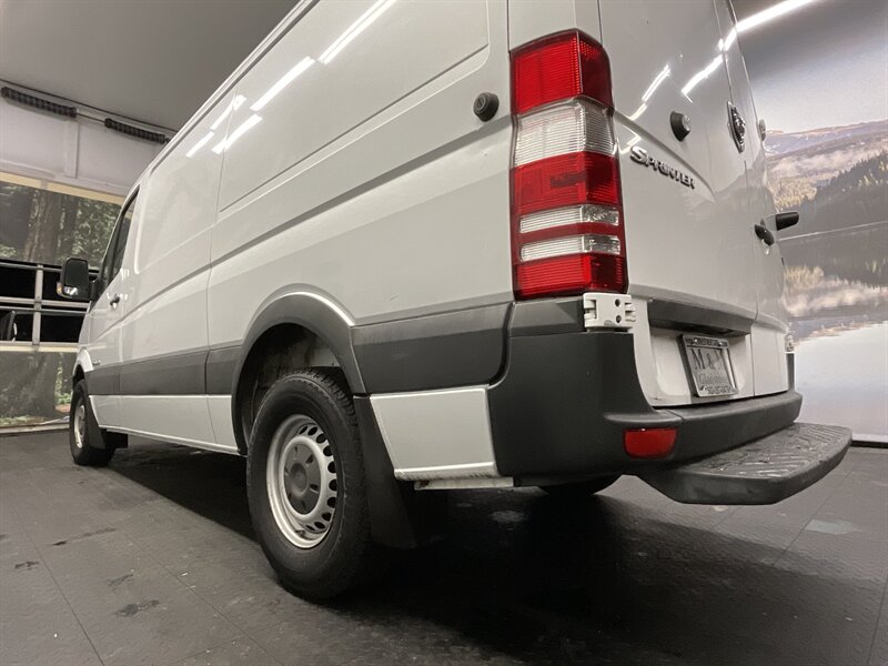 2008 Dodge Sprinter Cargo 2500 / Cargo Van / 3.0L DIESEL / 46,000 MILES  144 " WB / 1-OWNER LOCAL VAN /LEATHER SEATS / SUPER CLEAN / SPRINTER 2500 CARGO VAN - Photo 24 - Gladstone, OR 97027