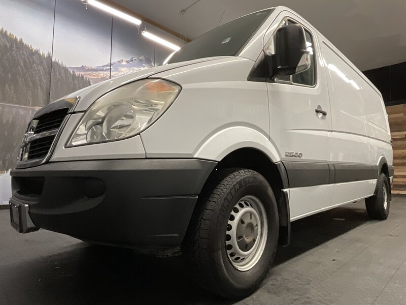 2008 Dodge Sprinter Cargo 2500 / Cargo Van / 3.0L DIESEL / 46,000 MILES  144 " WB / 1-OWNER LOCAL VAN /LEATHER SEATS / SUPER CLEAN / SPRINTER 2500 CARGO VAN - Photo 32 - Gladstone, OR 97027