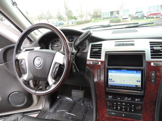 2007 Cadillac Escalade EXT AWD Navigation / Rear CAM / New Tires / LOADED   - Photo 28 - Portland, OR 97217