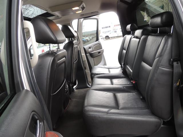 2007 Cadillac Escalade EXT AWD Navigation / Rear CAM / New Tires / LOADED   - Photo 15 - Portland, OR 97217