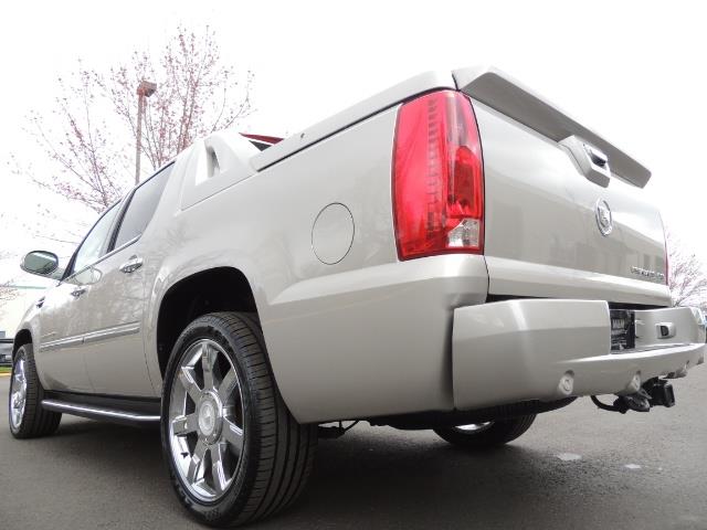 2007 Cadillac Escalade EXT AWD Navigation / Rear CAM / New Tires / LOADED   - Photo 11 - Portland, OR 97217