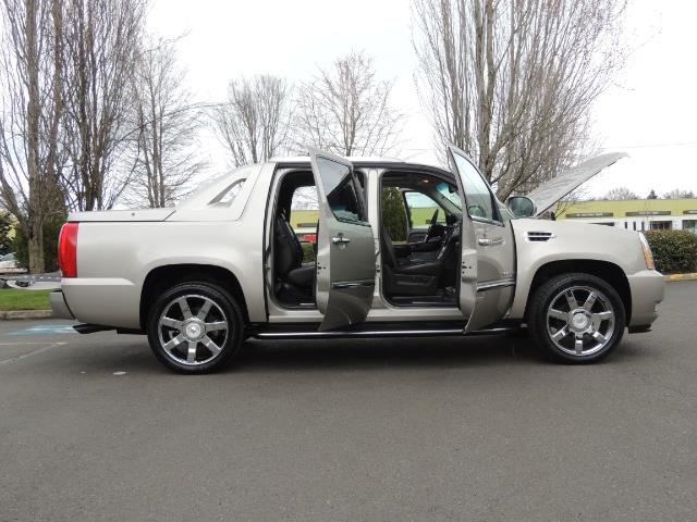 2007 Cadillac Escalade EXT AWD Navigation / Rear CAM / New Tires / LOADED   - Photo 23 - Portland, OR 97217