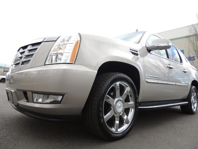 2007 Cadillac Escalade EXT AWD Navigation / Rear CAM / New Tires / LOADED   - Photo 9 - Portland, OR 97217