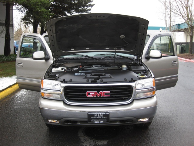 2002 GMC Yukon XL 1500 SLT/ 4WD/ Leather/3rd Seat   - Photo 15 - Portland, OR 97217