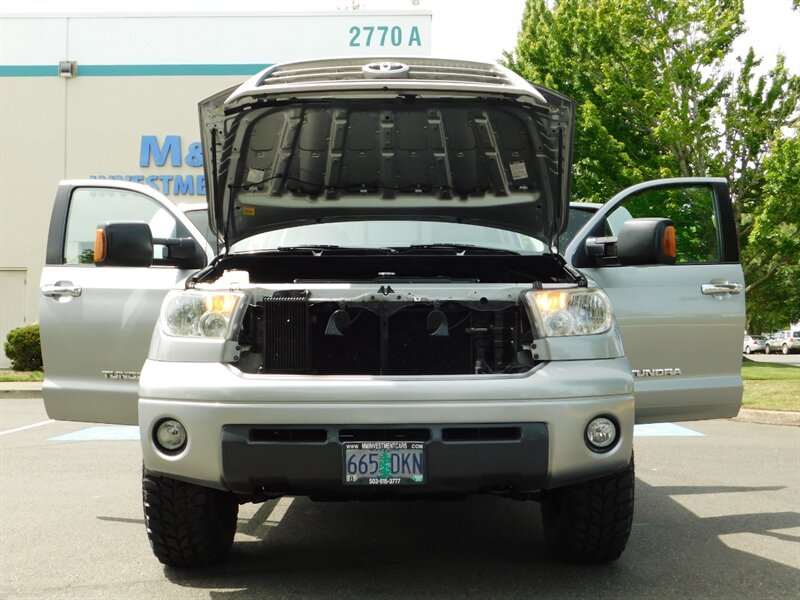 2007 Toyota Tundra Limited 4X4 / 5.7L / LEATHER / LIFTED / 109k Miles   - Photo 30 - Portland, OR 97217