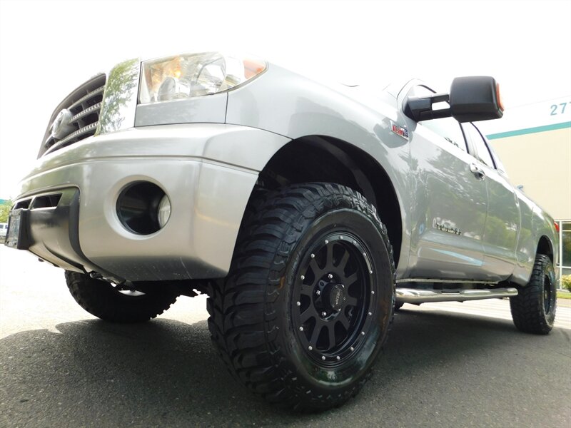 2007 Toyota Tundra Limited 4X4 / 5.7L / LEATHER / LIFTED / 109k Miles   - Photo 9 - Portland, OR 97217