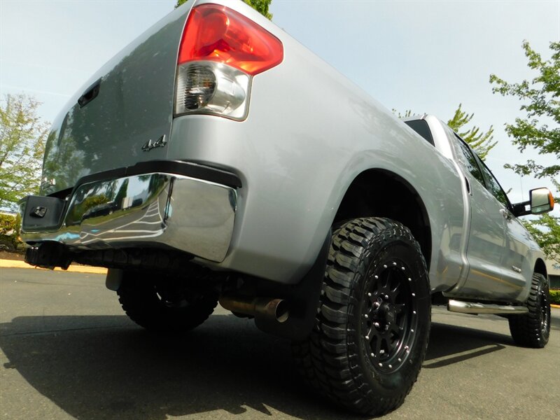 2007 Toyota Tundra Limited 4X4 / 5.7L / LEATHER / LIFTED / 109k Miles   - Photo 11 - Portland, OR 97217