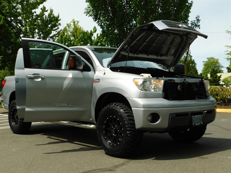 2007 Toyota Tundra Limited 4X4 / 5.7L / LEATHER / LIFTED / 109k Miles   - Photo 27 - Portland, OR 97217