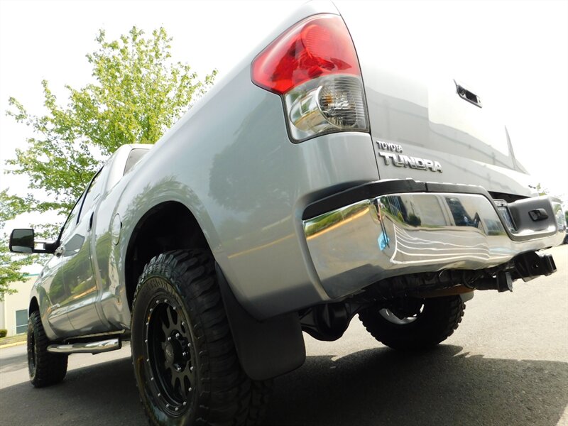 2007 Toyota Tundra Limited 4X4 / 5.7L / LEATHER / LIFTED / 109k Miles   - Photo 12 - Portland, OR 97217