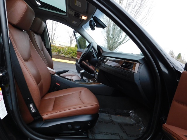 2008 BMW 328i / Sedan / Leather Heated Seats / 6-Speed   - Photo 17 - Portland, OR 97217