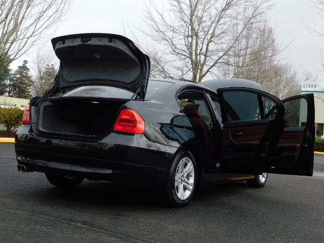 2008 BMW 328i / Sedan / Leather Heated Seats / 6-Speed   - Photo 25 - Portland, OR 97217