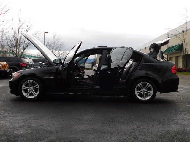 2008 BMW 328i / Sedan / Leather Heated Seats / 6-Speed   - Photo 27 - Portland, OR 97217