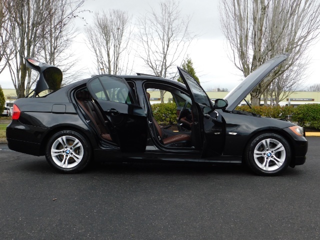 2008 BMW 328i / Sedan / Leather Heated Seats / 6-Speed   - Photo 30 - Portland, OR 97217