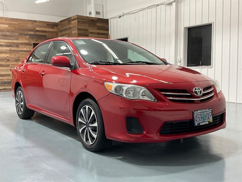 2013 Toyota Corolla LE Sedan 4Cyl / LOCAL CAR / NEW TIRES /118K MILES   - Photo 2 - Gladstone, OR 97027