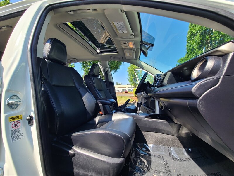 2013 Toyota RAV4 Limited AWD  Leather / Sun Roof / Navi / Low Miles  / Fresh Local Trade / No Rust / Fully Loaded - Photo 14 - Portland, OR 97217