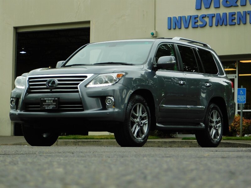 2014 Lexus LX 570 Sport Utility / Adaptive Cruise / 4WD / CLEAN   - Photo 55 - Portland, OR 97217