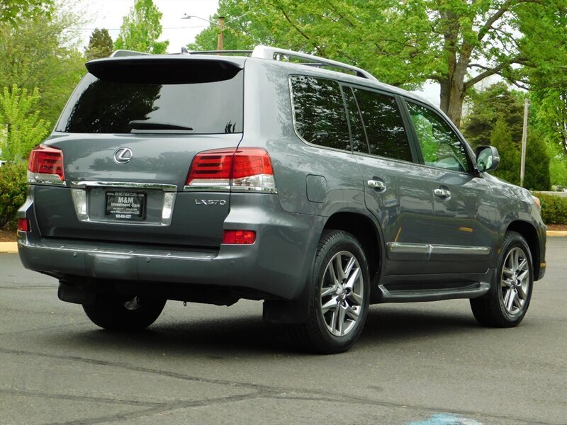 2014 Lexus LX 570 Sport Utility / Adaptive Cruise / 4WD / CLEAN   - Photo 8 - Portland, OR 97217