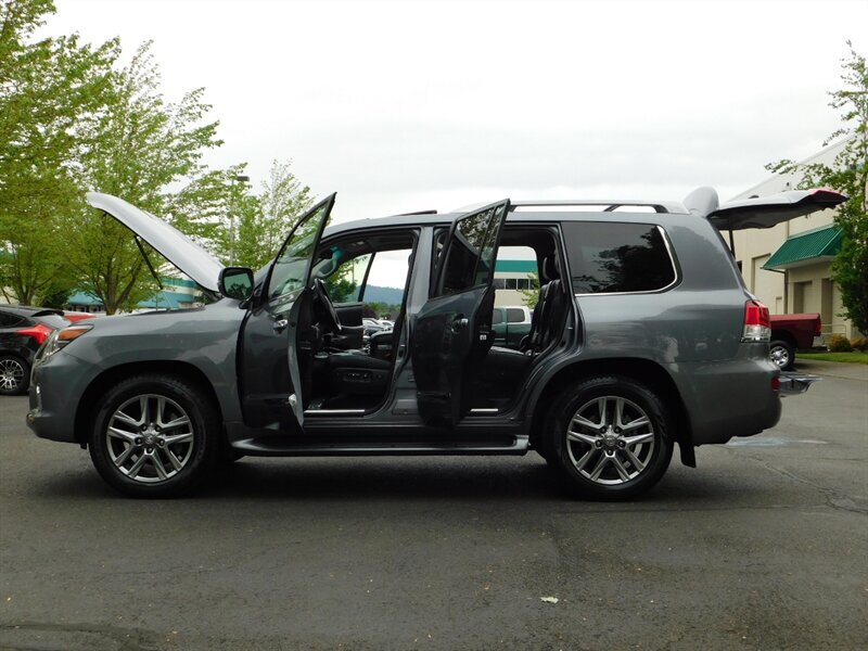 2014 Lexus LX 570 Sport Utility / Adaptive Cruise / 4WD / CLEAN   - Photo 26 - Portland, OR 97217