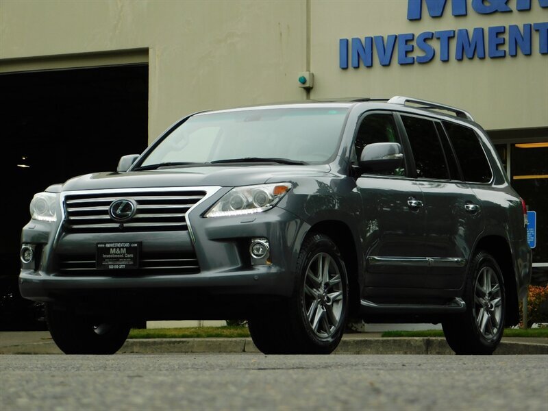 2014 Lexus LX 570 Sport Utility / Adaptive Cruise / 4WD / CLEAN   - Photo 59 - Portland, OR 97217