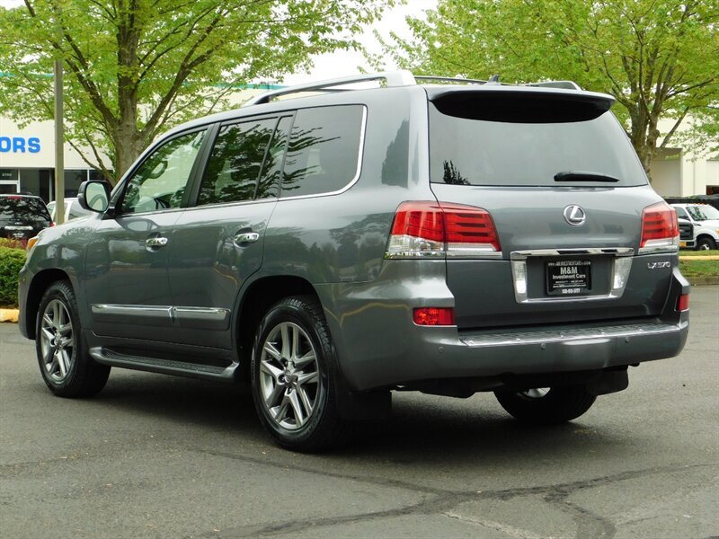 2014 Lexus LX 570 Sport Utility / Adaptive Cruise / 4WD / CLEAN   - Photo 7 - Portland, OR 97217