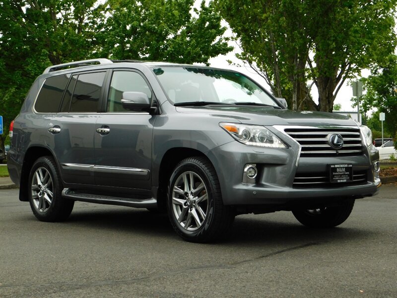 2014 Lexus LX 570 Sport Utility / Adaptive Cruise / 4WD / CLEAN   - Photo 2 - Portland, OR 97217