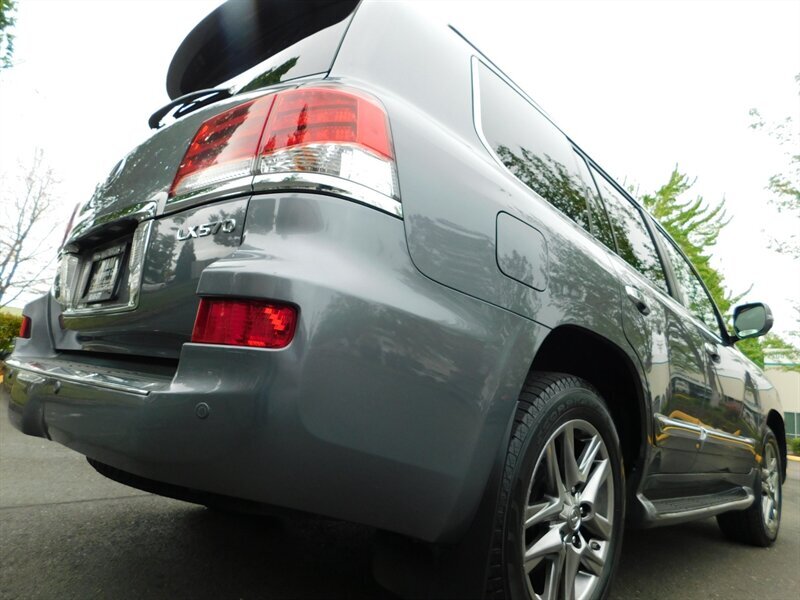 2014 Lexus LX 570 Sport Utility / Adaptive Cruise / 4WD / CLEAN   - Photo 10 - Portland, OR 97217